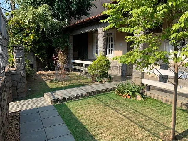 Casa 8 quartos e 7 banheiros, à venda, no bairro Sam Remo em Volta Redonda