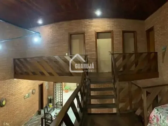 Casa 5 quartos e 5 banheiros, à venda, no bairro Jardim Virgínia em Guarujá