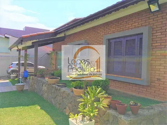 Casa com 800m² 3 quartos e 2 banheiros, à venda, no bairro Jardim do Lago em Atibaia
