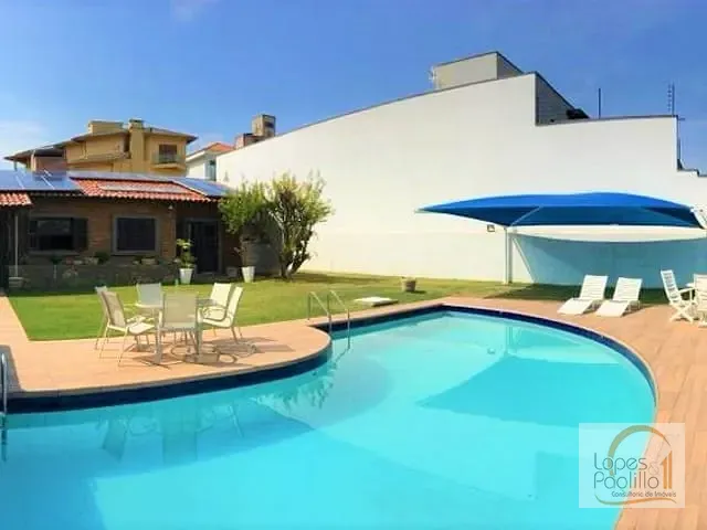 Casa com 800m² 3 quartos e 2 banheiros, à venda, no bairro Jardim do Lago em Atibaia