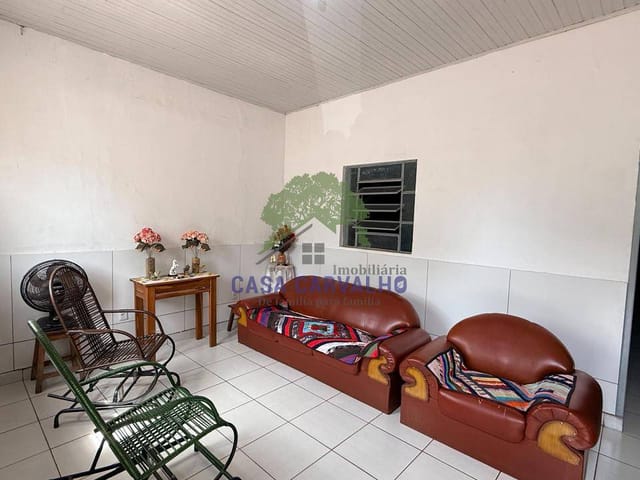 Casa 2 quartos e 2 banheiros, à venda, no bairro Centro em Corumbá