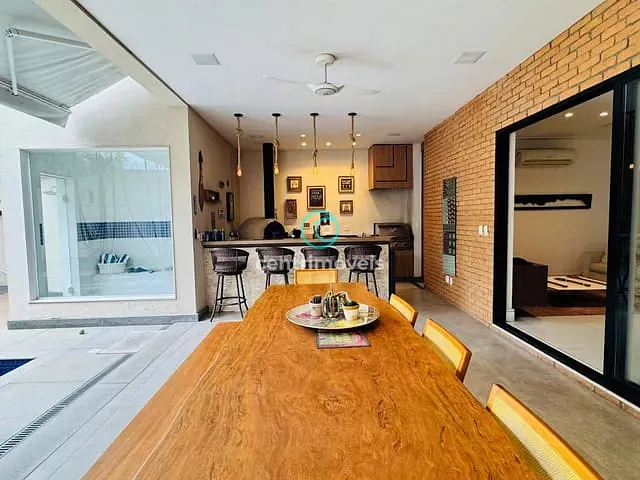Casa com 391m² 4 quartos e 7 banheiros, à venda, no bairro Barra da Tijuca em Rio de Janeiro