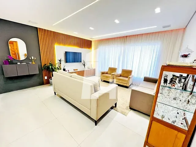 Casa com 315m² 3 quartos e 4 banheiros, à venda, no bairro Vila Rosália em Guarulhos