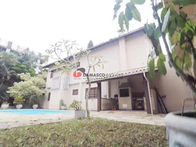 Casa com 640m² 4 quartos e 1 banheiro, à venda, no bairro Santa Maria em São Caetano do Sul