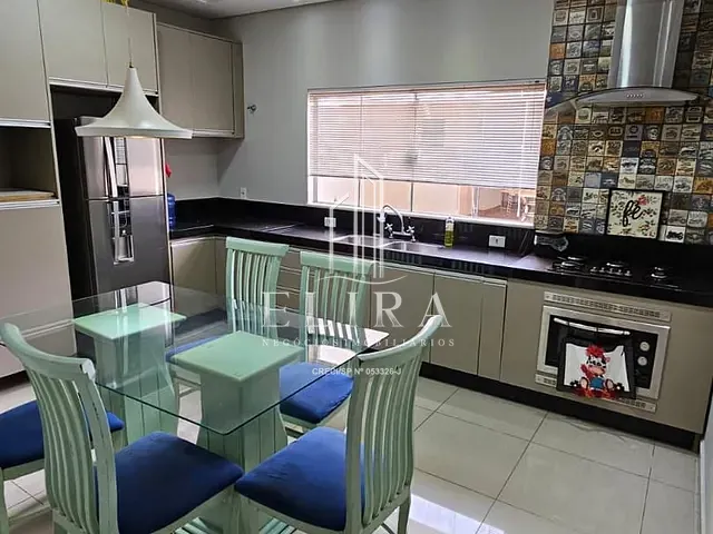Casa com 150m² 2 quartos e 4 banheiros, à venda, no bairro Parque Residencial Jaguari em Americana