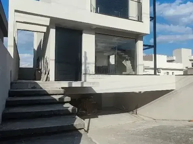 Casa com 297m² 3 quartos e 4 banheiros, à venda, no bairro Pitas em Cotia