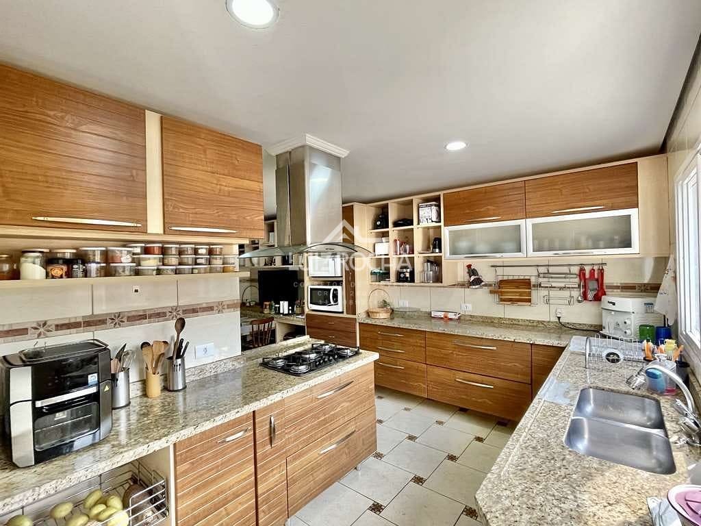 Casa à venda com 4 quartos, 495m² - Foto 10