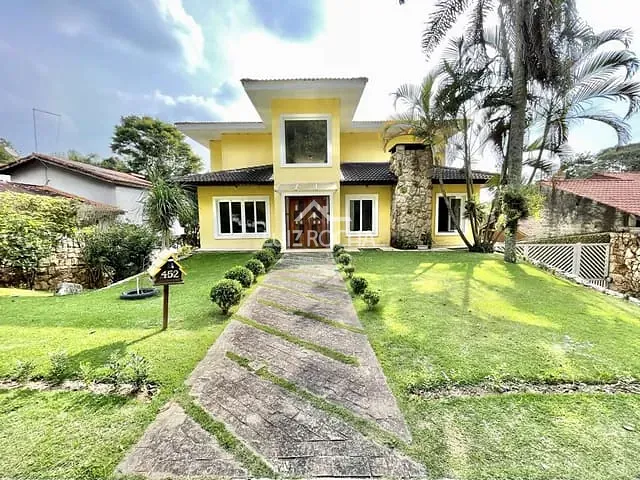 Casa com 720m² 4 quartos e 6 banheiros, à venda, no bairro CONDOMINIO VILA VERDE em Itapevi