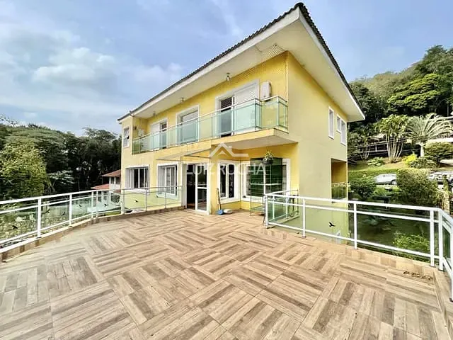 Casa com 720m² 4 quartos e 6 banheiros, à venda, no bairro CONDOMINIO VILA VERDE em Itapevi