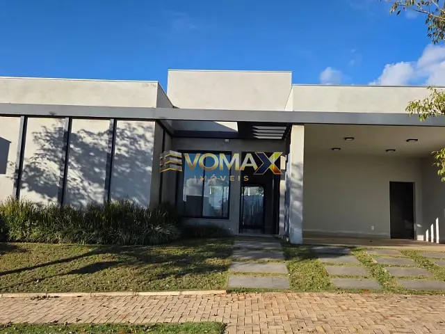 Casa 3 quartos e 4 banheiros, à venda, no bairro Vila Popular em Itapetininga