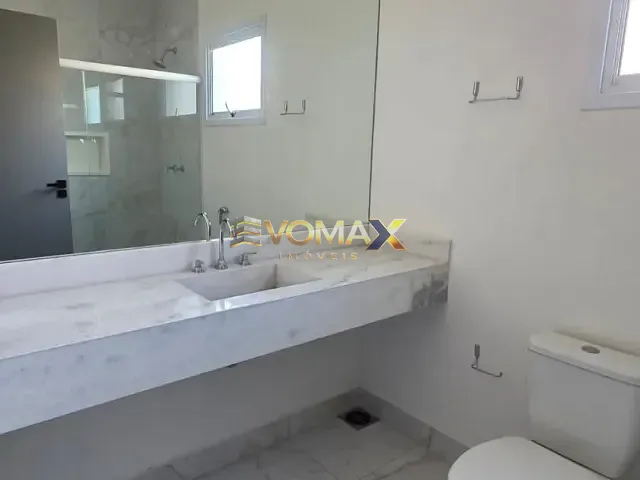 Casa 3 quartos e 4 banheiros, à venda, no bairro Vila Popular em Itapetininga
