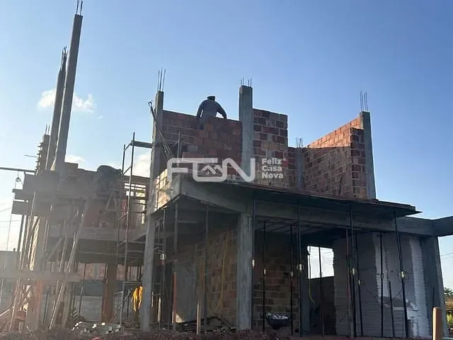 Casa com 397m² 4 quartos e 5 banheiros, à venda, no bairro Centro em Camaçari