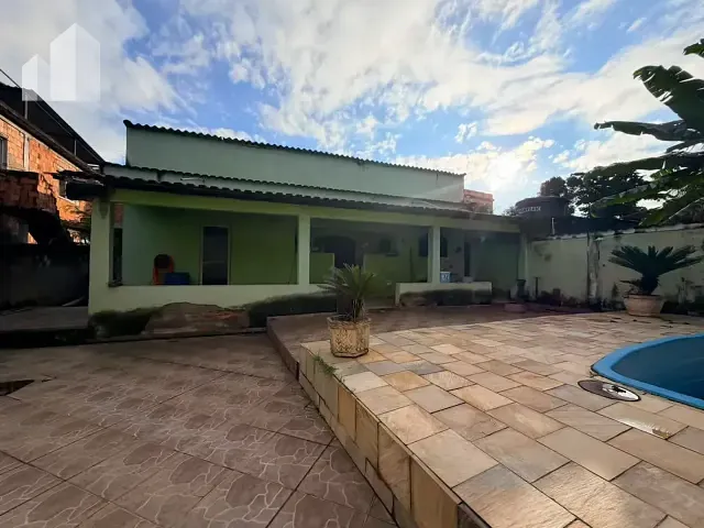 Casa com 500m² 2 quartos e 2 banheiros, à venda, no bairro Engenho Pequeno em Nova Iguaçu