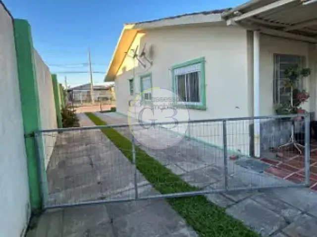 Casa 3 quartos e 3 banheiros, à venda, no bairro Três Vendas em Pelotas