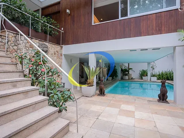 Casa 3 quartos e 5 banheiros, à venda, no bairro Leblon em Rio de Janeiro