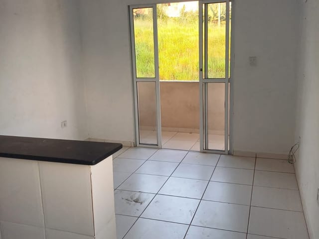 Casa 2 quartos e 1 banheiro, para alugar, no bairro Terra Baixa em Araçariguama