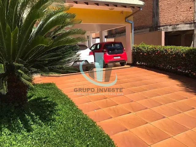 Casa com 845m² 3 quartos e 7 banheiros, à venda, no bairro Residencial Portal dos Oitis em Araraquara