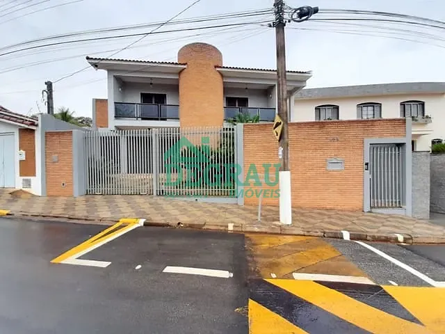 Casa 5 quartos e 2 banheiros, à venda, no bairro Vila Ophélia em Itapeva