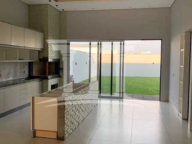 Casa com 408m² 3 quartos e 4 banheiros, à venda, no bairro Jardim Santa Mônica em Sinop