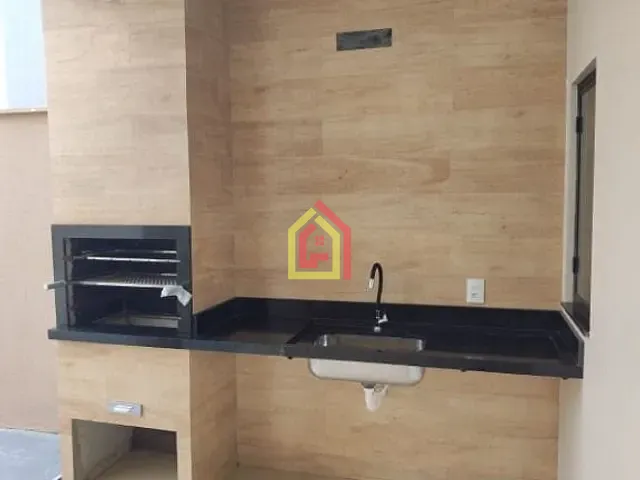 Casa com 250m² 3 quartos e 3 banheiros, à venda ou para alugar, no bairro Mirante Riviera em Marabá