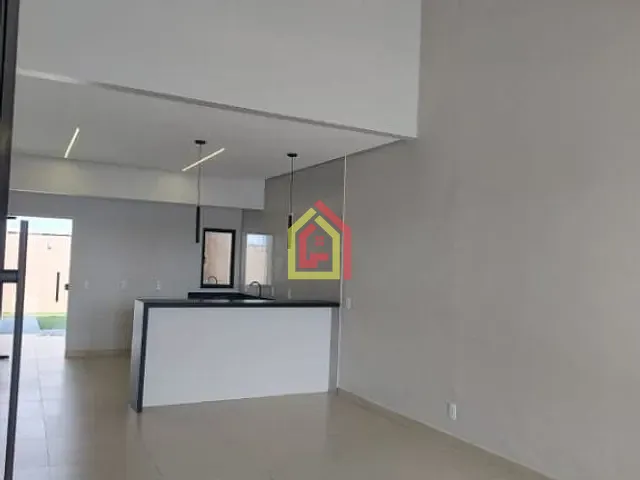 Casa com 250m² 3 quartos e 3 banheiros, à venda ou para alugar, no bairro Mirante Riviera em Marabá