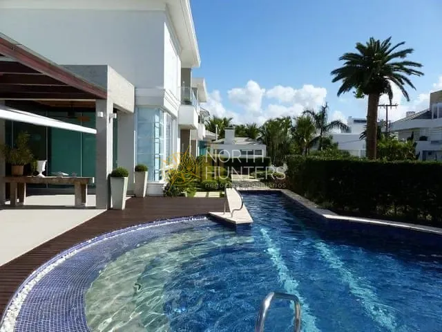 Casa com 1200m² 7 quartos e 7 banheiros, à venda, no bairro Jurerê Internacional em Florianópolis