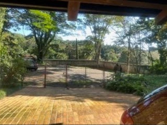 Casa com 700m² 3 quartos e 5 banheiros, à venda, no bairro Águas da Fazendinha em Carapicuíba