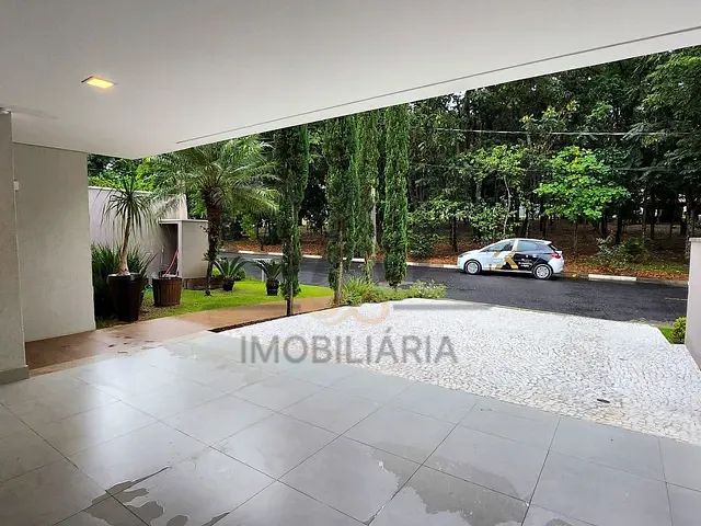 Casa com 360m² 4 quartos e 6 banheiros, à venda, no bairro Chácara Panorama em Jaguariúna