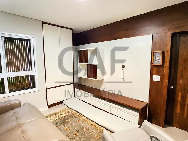 Casa com 360m² 4 quartos e 6 banheiros, à venda, no bairro Chácara Panorama em Jaguariúna