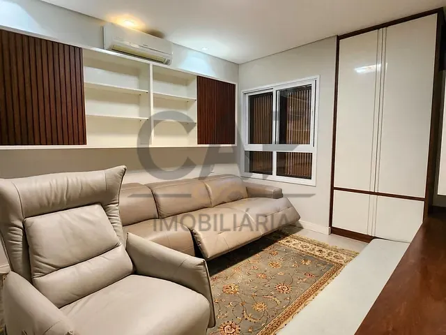 Casa com 360m² 4 quartos e 6 banheiros, à venda, no bairro Chácara Panorama em Jaguariúna