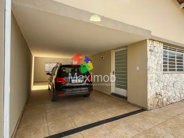 Casa com 360m² 3 quartos e 1 banheiro, para alugar, no bairro Santa Cruz em Itapira