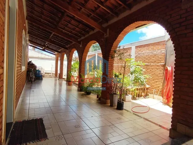 Casa com 540m² 3 quartos e 2 banheiros, à venda, no bairro Jardim Marajoara em Ituverava