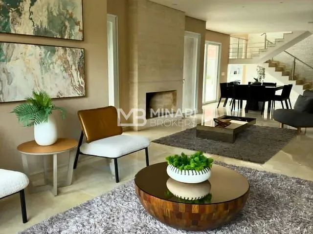 Casa com 738m² 4 quartos e 6 banheiros, para alugar, no bairro Alphaville em Santana de Parnaíba