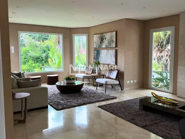 Casa com 738m² 4 quartos e 6 banheiros, para alugar, no bairro Alphaville em Santana de Parnaíba