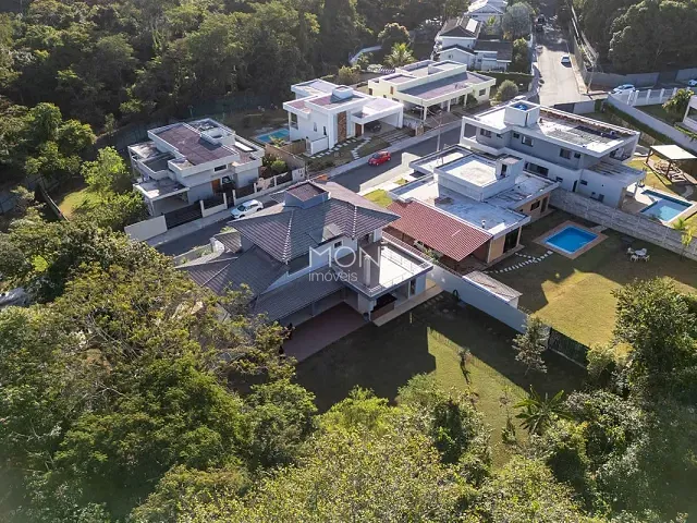 Casa 4 quartos e 8 banheiros, à venda, no bairro Setor Habitacional Jardim Botânico em Brasília