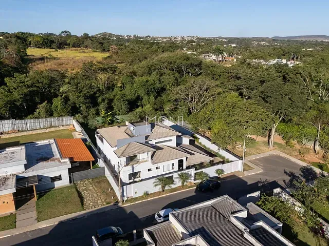 Casa 4 quartos e 8 banheiros, à venda, no bairro Setor Habitacional Jardim Botânico em Brasília