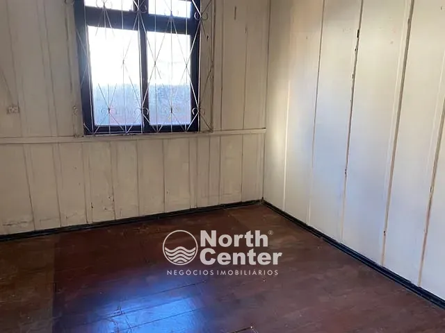 Casa com 400m² 3 quartos e 1 banheiro, à venda, no bairro Centro em Balneário Barra do Sul