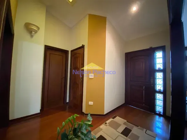 Casa com 700m² 3 quartos e 3 banheiros, à venda, no bairro Santo Antonio em Capivari