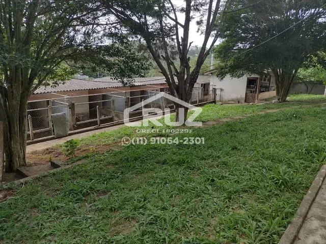 Casa com 2000m² 3 quartos e 2 banheiros, à venda, no bairro Bom Tempo em Franco da Rocha 