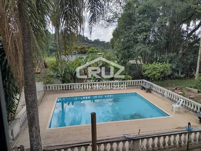 Casa com 2000m² 3 quartos e 2 banheiros, à venda, no bairro Bom Tempo em Franco da Rocha 