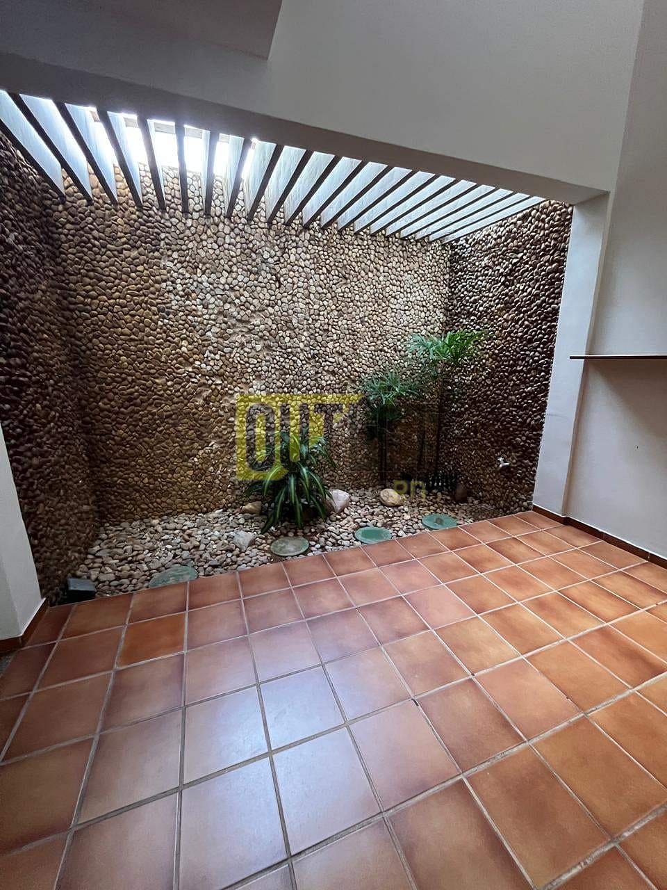 Casa à venda com 5 quartos, 900m² - Foto 3