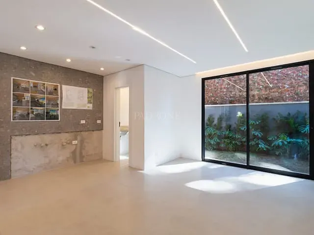 Casa 3 quartos e 3 banheiros, à venda, no bairro Santa Cândida em Curitiba