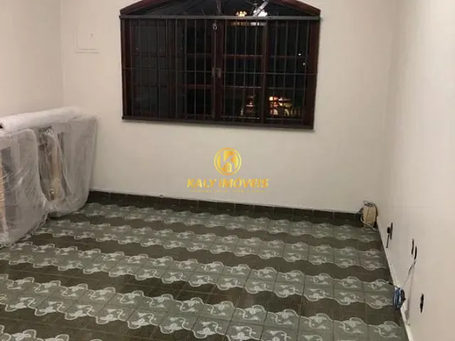 Casa com 180m² 2 quartos e 2 banheiros, à venda, no bairro Jardim Itapark Velho em Mauá