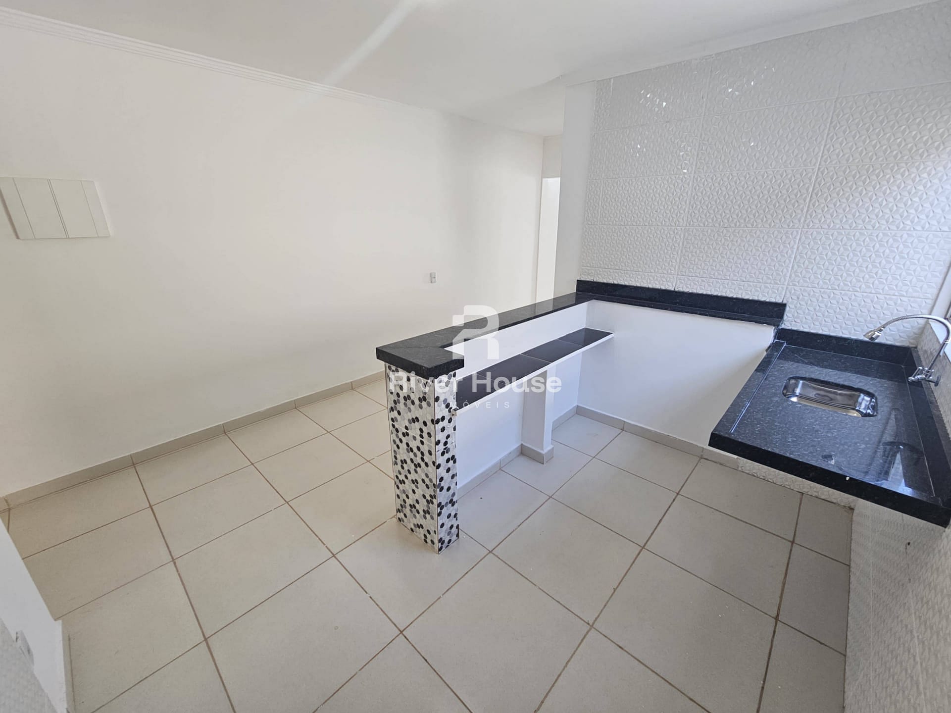 Casa à venda com 2 quartos, 200m² - Foto 5