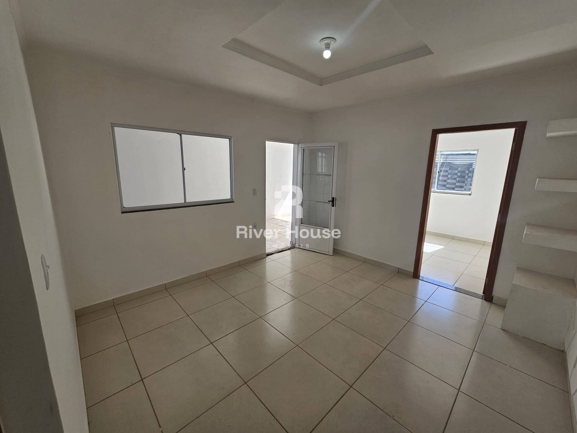 Casa à venda com 2 quartos, 200m² - Foto 6