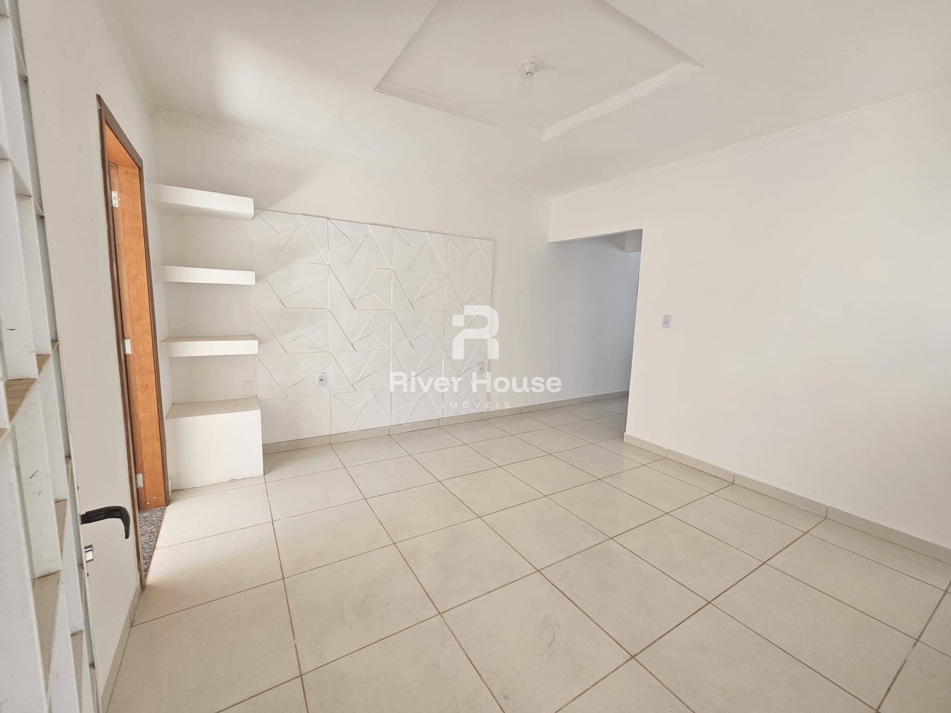 Casa à venda com 2 quartos, 200m² - Foto 11
