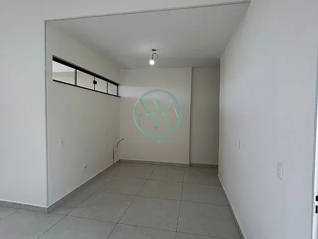 Casa com 125m² 2 quartos e 3 banheiros, à venda, no bairro Colinas em Londrina
