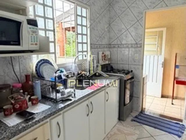 Casa com 203m² 2 quartos e 1 banheiro, à venda, no bairro Jardim Paulista em Rio Claro