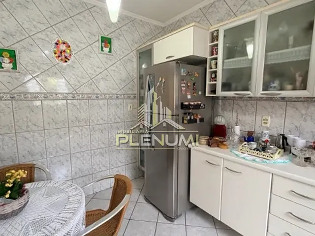 Casa com 203m² 2 quartos e 1 banheiro, à venda, no bairro Jardim Paulista em Rio Claro