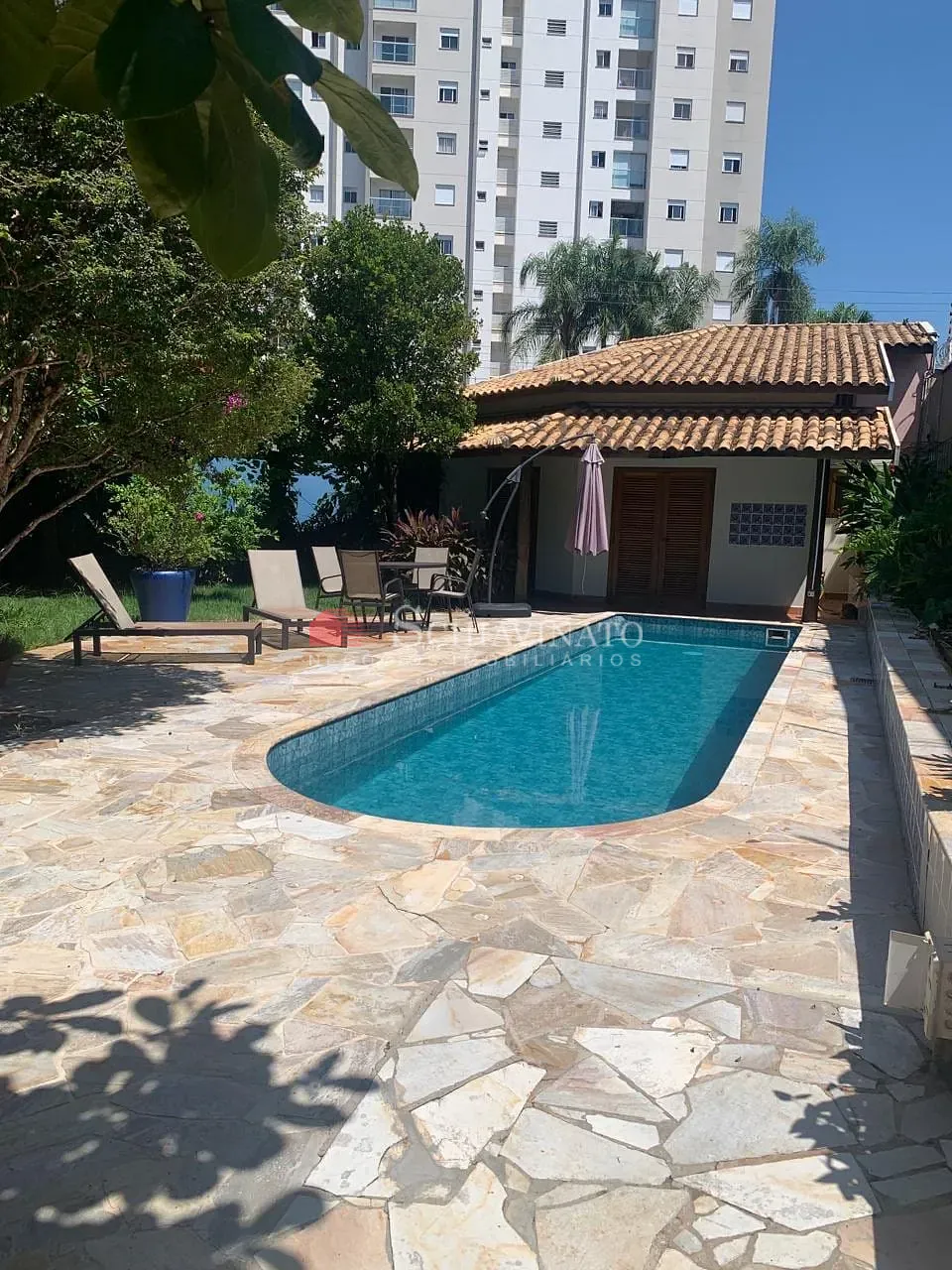 Casa, 4 quartos, 950 m² - Foto 2